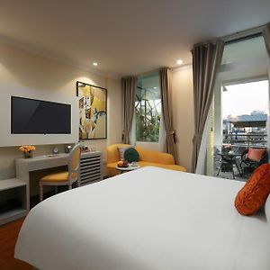 Golden Cyclo Premier Hotel